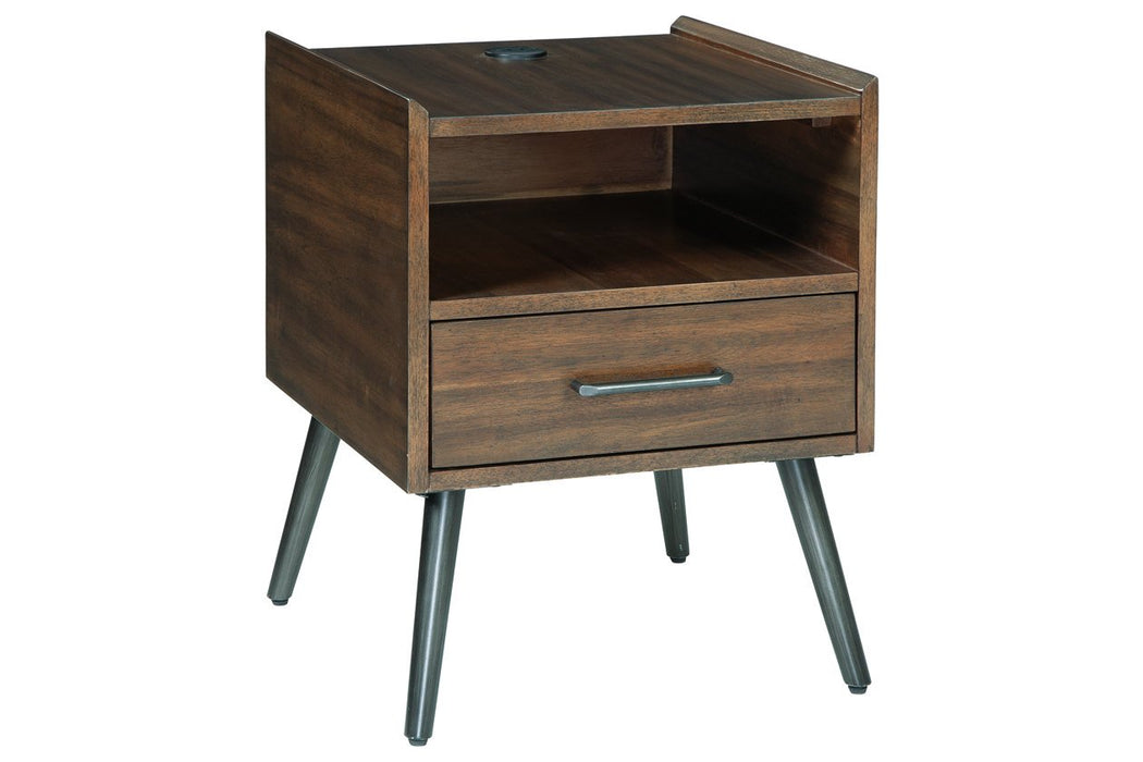 Calmoni Brown End Table - T916-2 - Gate Furniture