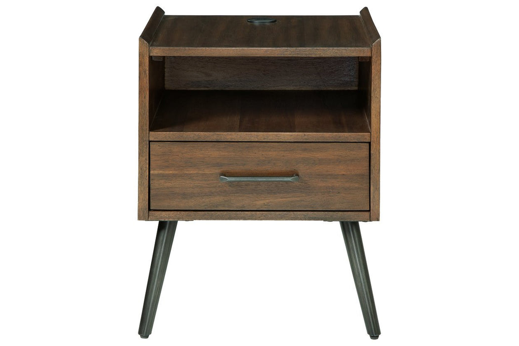 Calmoni Brown End Table - T916-2 - Gate Furniture