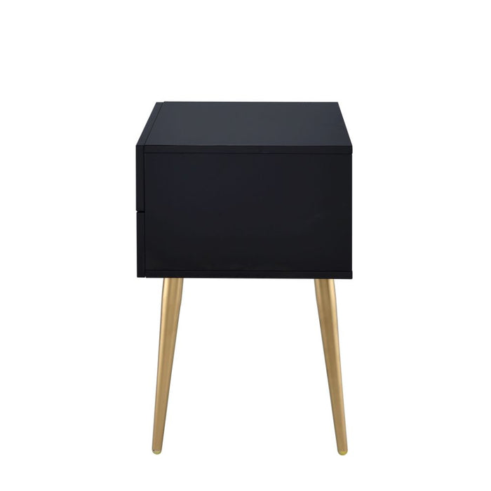 Denvor End Table - 84495 - In Stock Furniture