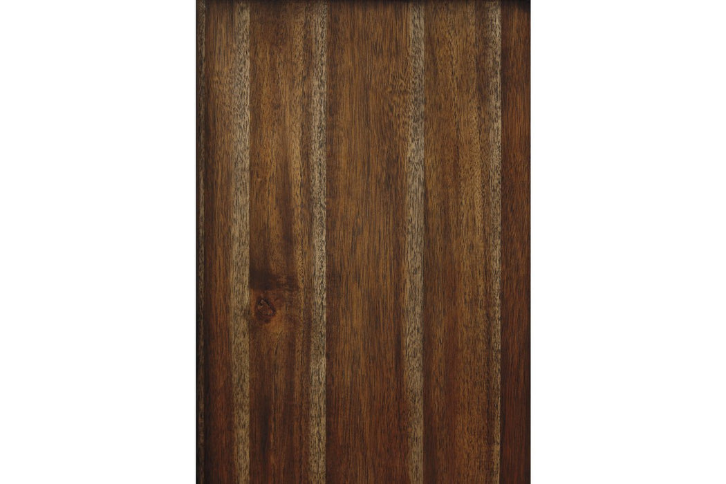 Flynnter Medium Brown Chest of Drawers - B719-46 - Gate Furniture