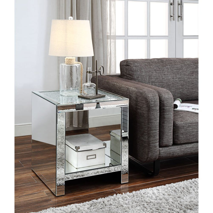 Malish End Table - 83582 - In Stock Furniture