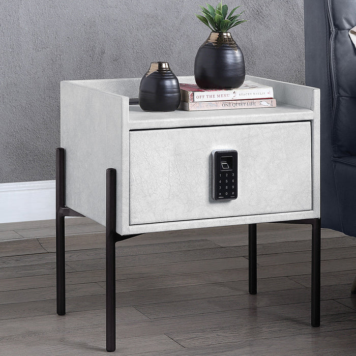 Metis Nightstand - BD00557 - In Stock Furniture