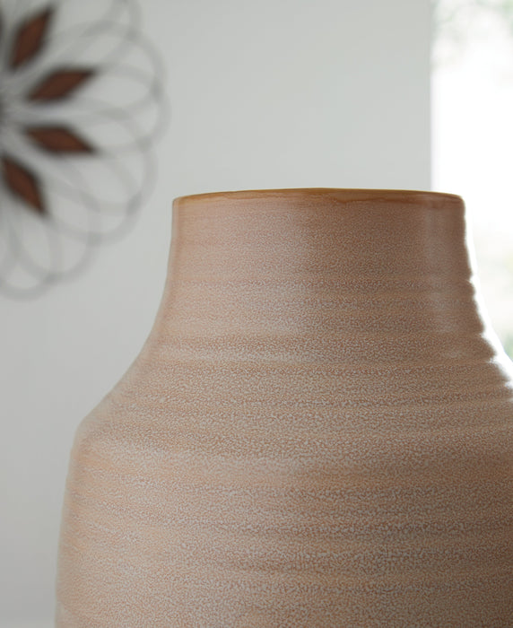 Millcott Vase - A2000581V