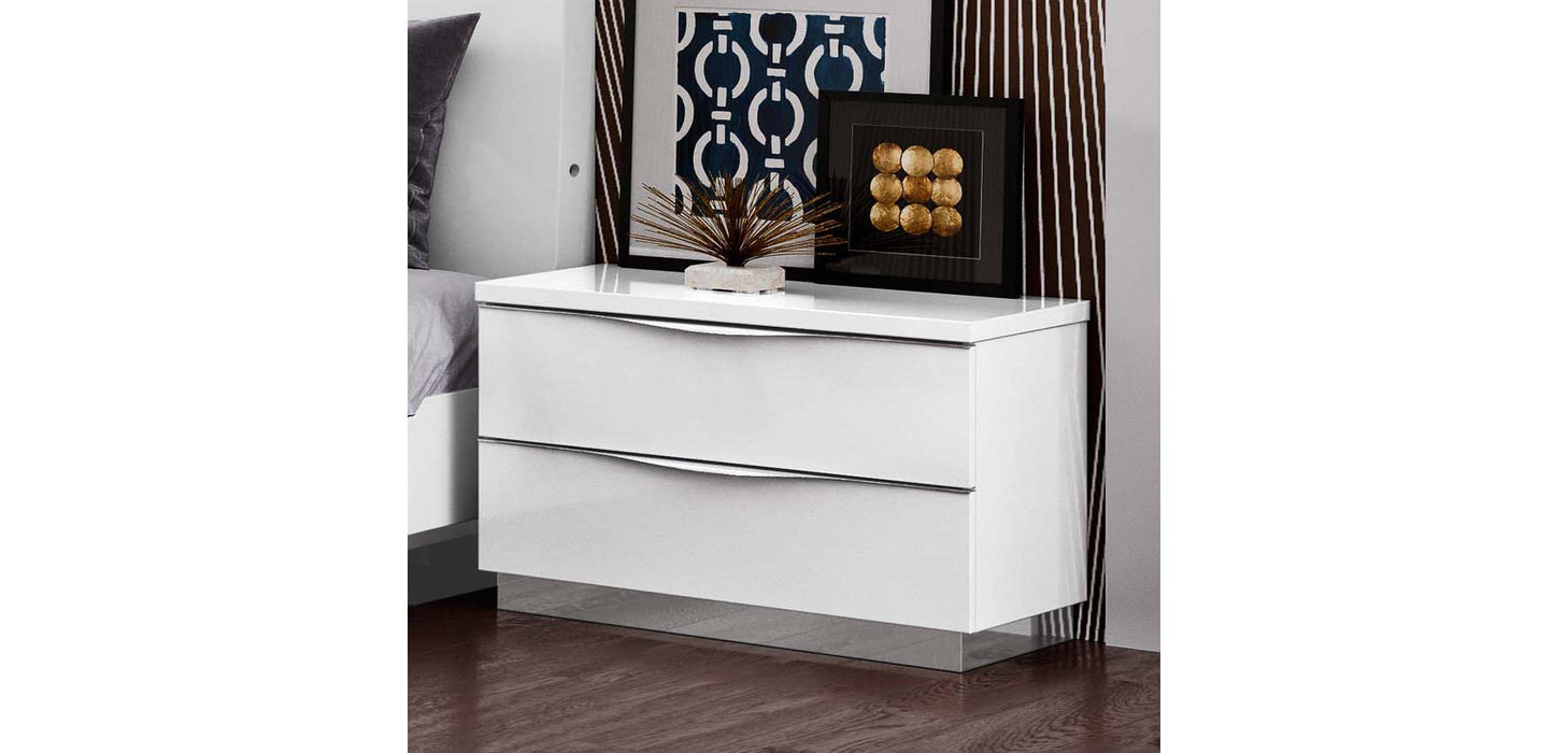 Onda White Nightstand - i26120 - In Stock Furniture