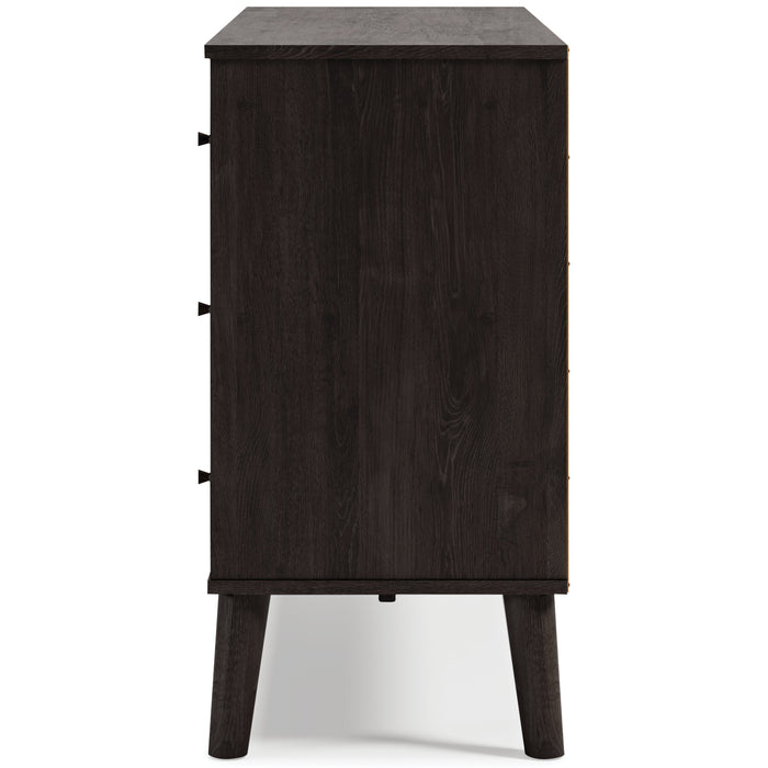 Piperton Dresser - EB5514-231 - In Stock Furniture