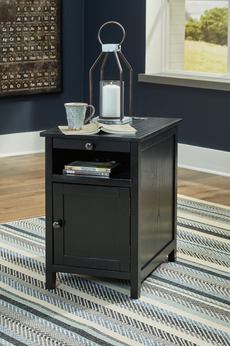 Treytown Chairside End Table - T300-617 - In Stock Furniture