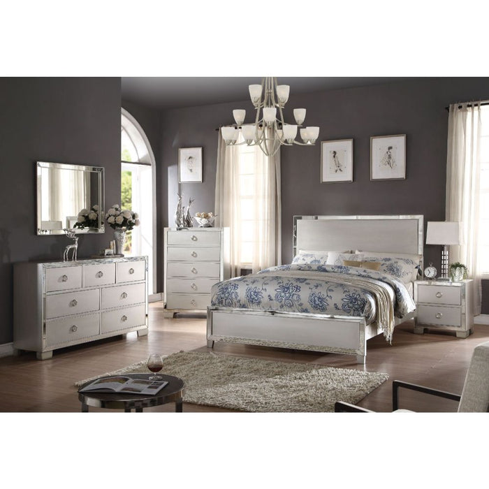 Voeville II Eastern King Bed - 24837EK - In Stock Furniture